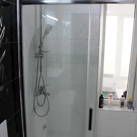شقة Apartman Na Dan Grbavica *