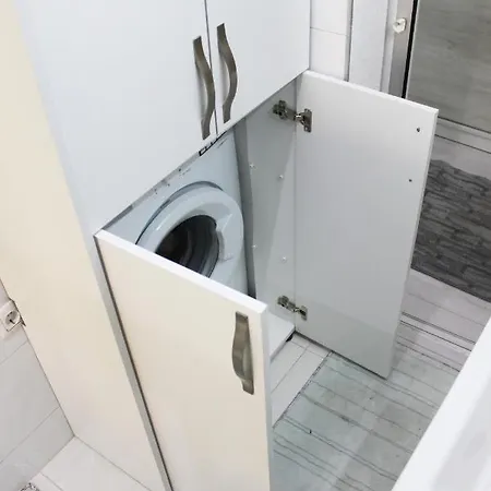 شقة Apartman Na Dan Grbavica