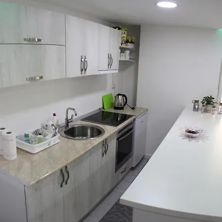 Apartman Na Dan Grbavica شقة سراييفو