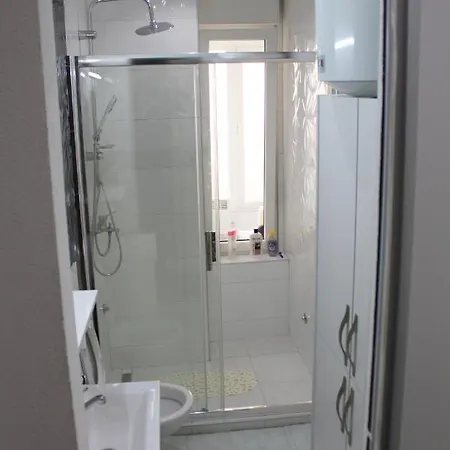 شقة Apartman Na Dan Grbavica سراييفو